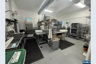 1875 Springfield Avenue, Maplewood, NJ 07040 - Photo 12