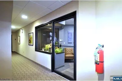 1035 US Highway 46 B205 &amp; B204 #B205 &amp; B204, Clifton, NJ 07013 - Photo 10