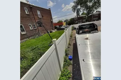 139-141 Palisade Avenue, Cliffside Park, NJ 07010 - Photo 4