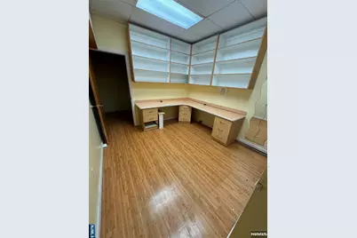 634 Anderson Avenue, Cliffside Park, NJ 07010 - Photo 10