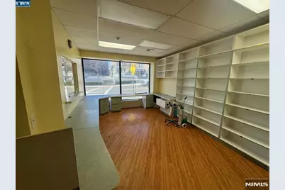 634 Anderson Avenue, Cliffside Park, NJ 07010 - Photo 2