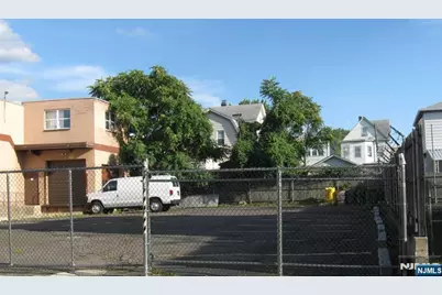 38 Plauderville Avenue, Garfield, NJ 07026 - Photo 4