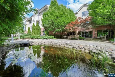 121 Courter Road 109 #109, Franklin Lakes, NJ 07417 - Photo 2