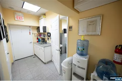 139 S Main Street Ground Level #GROUND LEVEL, Hackensack, NJ 07601 - Photo 8