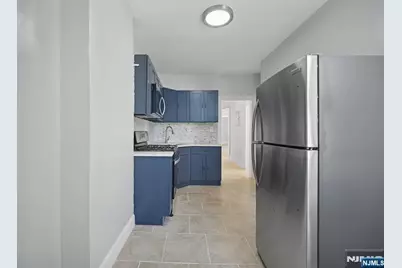 130 Wilkinson Avenue, Jersey City, NJ 07305 - Photo 22