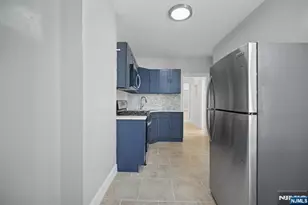 130 Wilkinson Ave, Jersey City, NJ 07305 - Photo 22