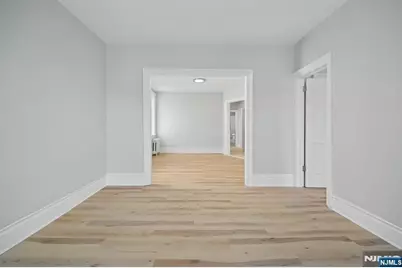 130 Wilkinson Avenue, Jersey City, NJ 07305 - Photo 32