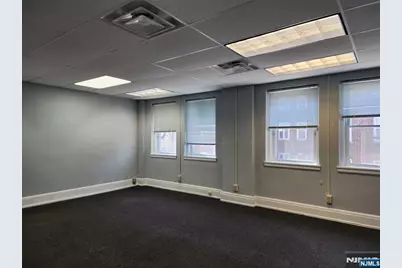 353 Broad Avenue 2nd Floor #2nd Floor, Leonia, NJ 07605 - Photo 10