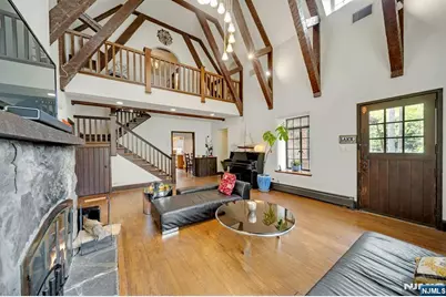 17 Hillside Avenue, Upper Saddle River, NJ 07458 - Photo 24