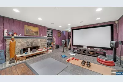 17 Hillside Avenue, Upper Saddle River, NJ 07458 - Photo 40