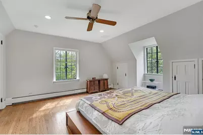 17 Hillside Avenue, Upper Saddle River, NJ 07458 - Photo 34