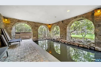 17 Hillside Avenue, Upper Saddle River, NJ 07458 - Photo 16