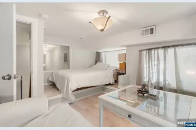 518-536 Gregory Avenue C408 #C408, Weehawken, NJ 07086 - Photo 12