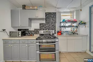 41 Heckel St, Belleville, NJ 07109 - Photo 6