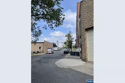203 E Ruby Avenue, Palisades Park, NJ 07650 - Photo 4