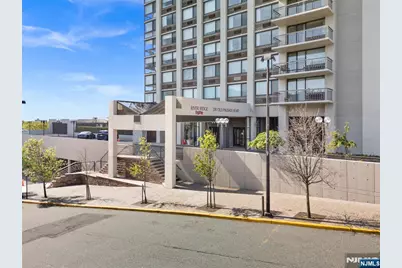 200 Old Palisade Road 21-J #21-J, Fort Lee, NJ 07024 - Photo 28