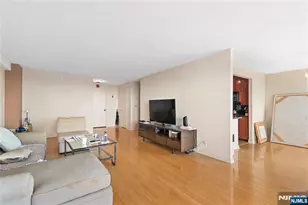 200 Old Palisade Road 21-J, Fort Lee, NJ 07024 - Photo 8