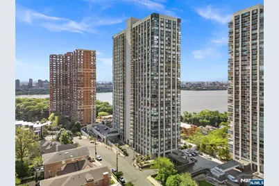 200 Old Palisade Road 21-J #21-J, Fort Lee, NJ 07024 - Photo 2