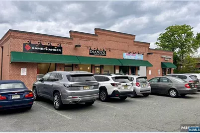 20 Mt Pleasant Avenue 3 #3, Livingston, NJ 07039 - Photo 4