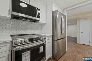 234 Columbia Ave 19, Fort Lee, NJ 07024 - Photo 12