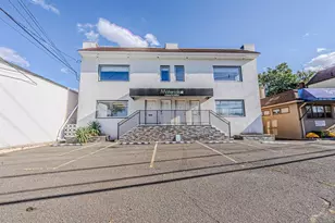 22 Johnson Ave 22, Hackensack, NJ 07601 - Photo 4