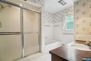 75 Woodcliff Lake Rd, Saddle River, NJ 07458 - Photo 24