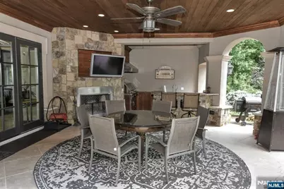 70 Oak Drive, Upper Saddle River, NJ 07458 - Photo 8