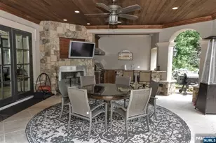 70 Oak Dr, Upper Saddle River, NJ 07458 - Photo 8