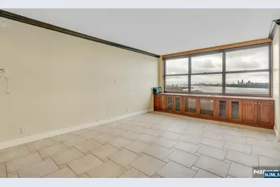 7002 Boulevard East 19A #19A, Guttenberg, NJ 07093 - Photo 18