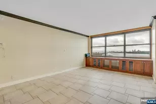 7002 Blvd East 19A, Guttenberg, NJ 07093 - Photo 18