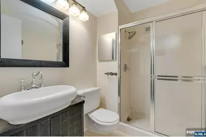 7002 Boulevard East 19A #19A, Guttenberg, NJ 07093 - Photo 34