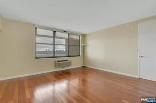 7002 Blvd East 19A, Guttenberg, NJ 07093 - Photo 30