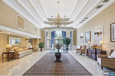 175 Rochelle Avenue 321 #321, Rochelle Park Township, NJ 07662 - Photo 2