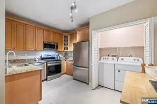 175 Rochelle Ave 321, Rochelle Park Township, NJ 07662 - Photo 22