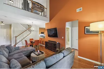 175 Rochelle Avenue 321 #321, Rochelle Park Township, NJ 07662 - Photo 12