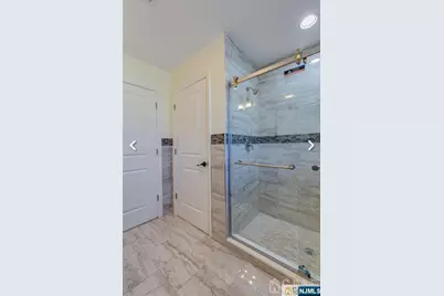 19 Henry, Edison, NJ 08820 - Photo 14