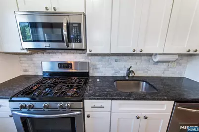 2333 Hudson Terrace A4 #A4, Fort Lee, NJ 07024 - Photo 16