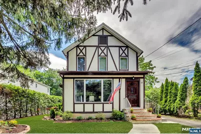 77 Myrtle Avenue, Allendale, NJ 07401 - Photo 1