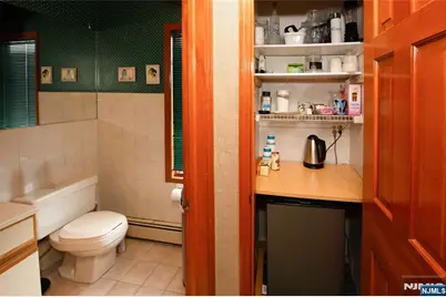 0-99 Plaza Road 2 #2, Fair Lawn, NJ 07410 - Photo 6