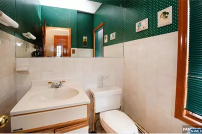 0-99 Plaza Road 2 #2, Fair Lawn, NJ 07410 - Photo 4