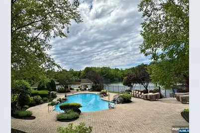 35 Magnolia Way, North Haledon, NJ 07508 - Photo 4