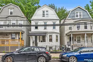 832 15th St, Newark, NJ 07108 - Photo 1