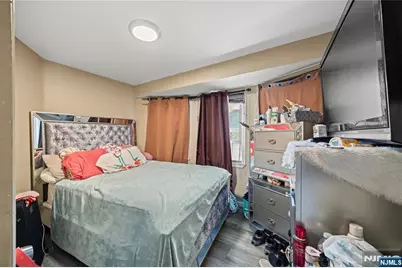 109 Lyon Street, Paterson, NJ 07524 - Photo 12