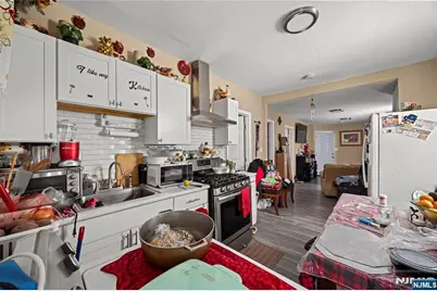 109 Lyon Street, Paterson, NJ 07524 - Photo 28