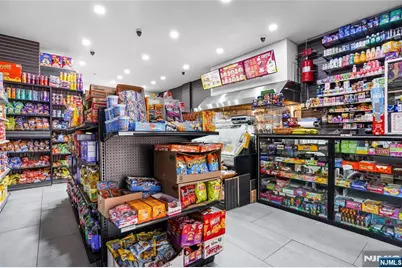 19 Park Avenue, Paterson, NJ 07501 - Photo 4