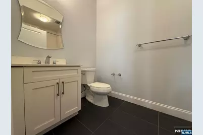 2001 Hudson Terrace 302 #302, Fort Lee, NJ 07024 - Photo 10