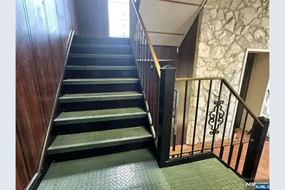 539 Durie Avenue 2nd Floor #2nd floor, Closter, NJ 07624 - Photo 4