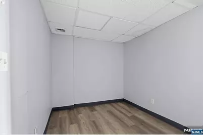 175 Cedar Lane, Teaneck Township, NJ 07666 - Photo 10