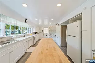 9 E Saddle River Rd, Saddle River, NJ 07458 - Photo 18