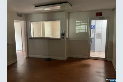 751 Teaneck Road 8 #8, Teaneck Township, NJ 07666 - Photo 2